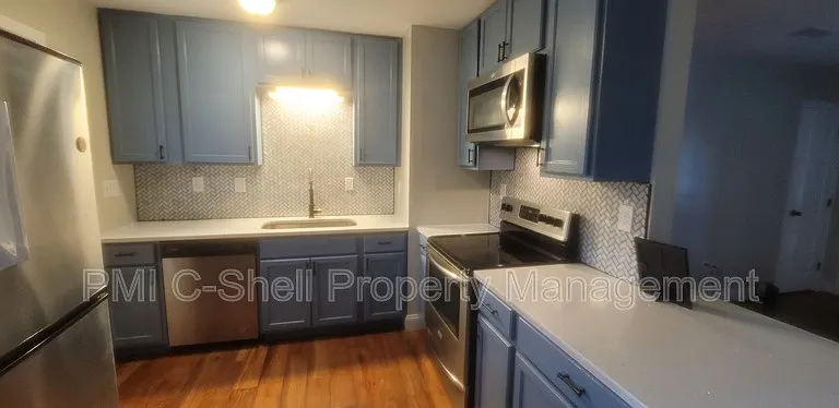 3405 W Yonge St — Photo 3