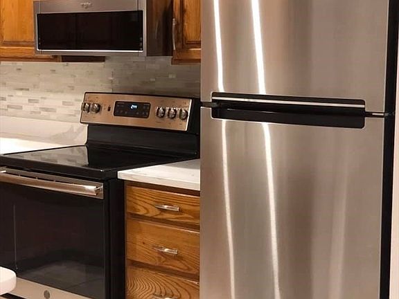 5th image of 39 Parlin St APT 203