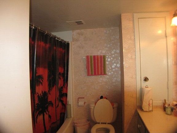 5th image of 54 Club House Dr APT 103
