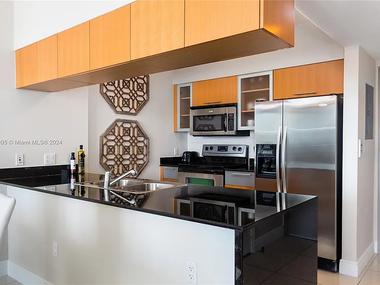 1750 N Bayshore Dr #3512 — Photo 6