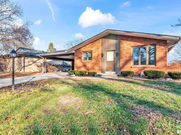 2337 Grinnell Dr, Springfield, IL 62704