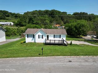 1024 Bradley Ct, Kodak, TN 37764