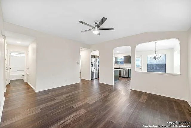 3 bed, 1310 sqft, $1,550 — Photo 4