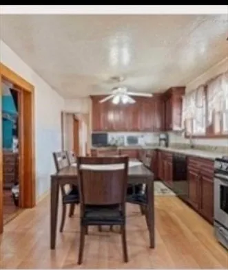 16 Berkeley St #2 — Photo 2