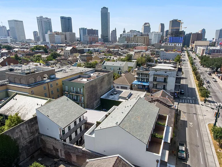 618 N Rampart St #201 — Photo 27