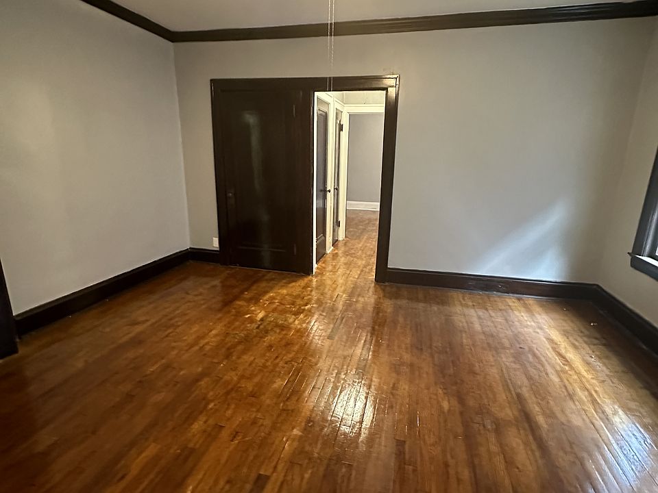 1st image of 1442 W 101st St #11272972
