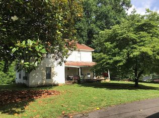 36 Cheoa St, Andrews, NC 28901