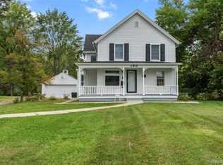 190 Riverside Dr, Mount Clemens, MI 48043