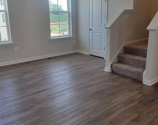 3rd image of 71 Arsberg Dr