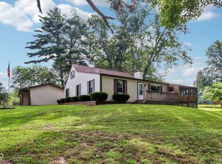 8645 Highland Rd, Martinsville, IN 46151