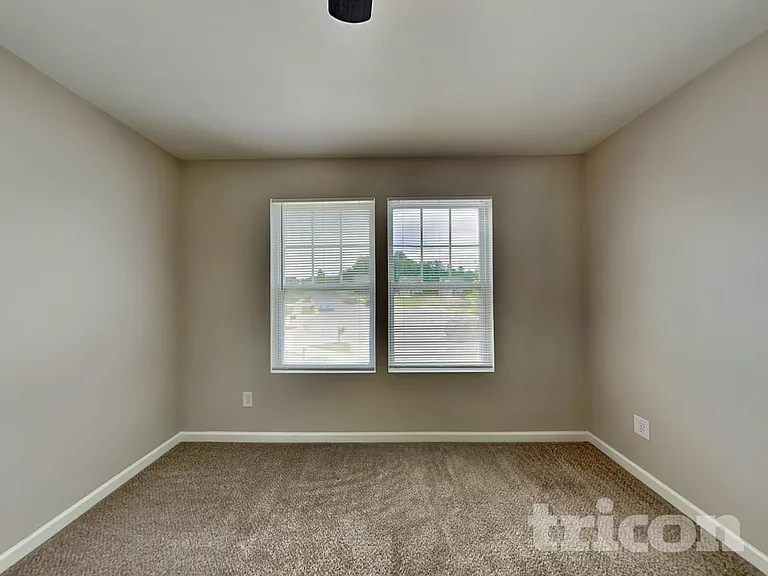 1512 Cherry Park Dr — Photo 14