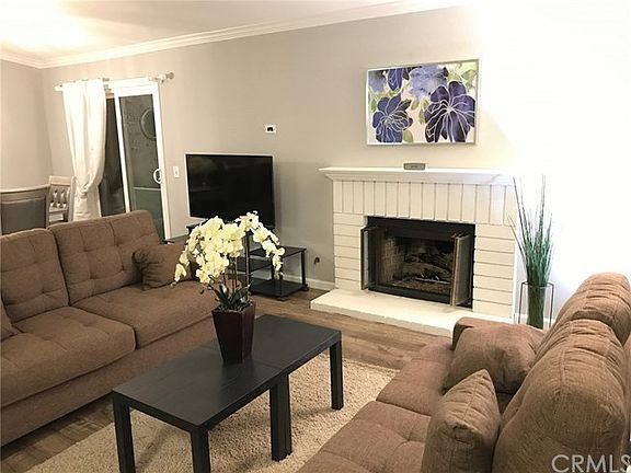 4th image of 24407 Darrin Dr