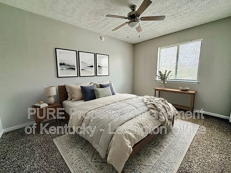 3772 Camelot Dr #4 — Photo 9