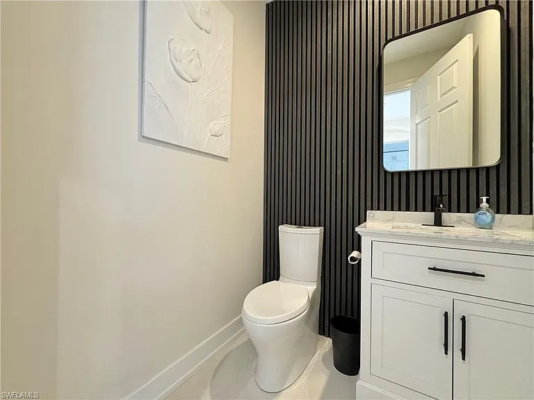 12667 Biscayne Ct — Photo 27