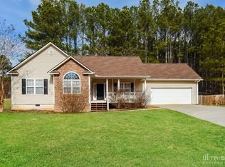 11 Briar Chase Ct, White, GA 30184