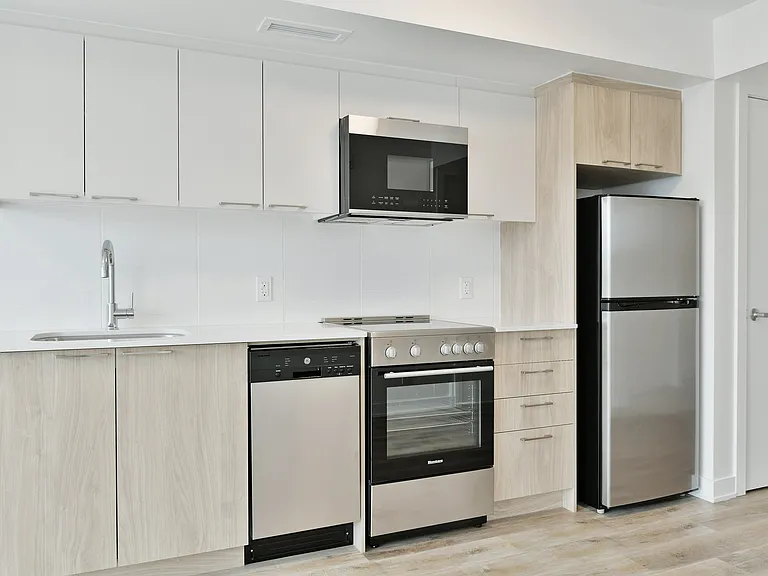 36 Robinson Ave — Photo 87