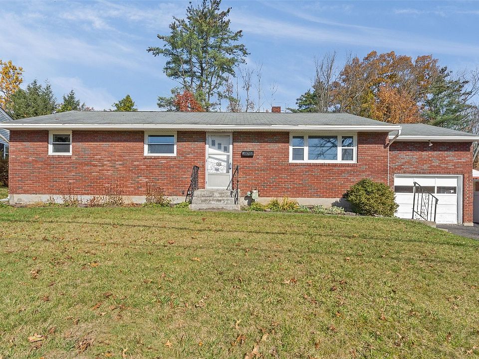 1st image of 3009 Columbia Dr