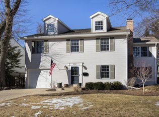 2306 Catherine St, Northbrook, IL