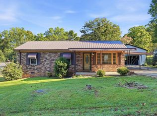 37 Theodore Cir, Greenville, SC 29611