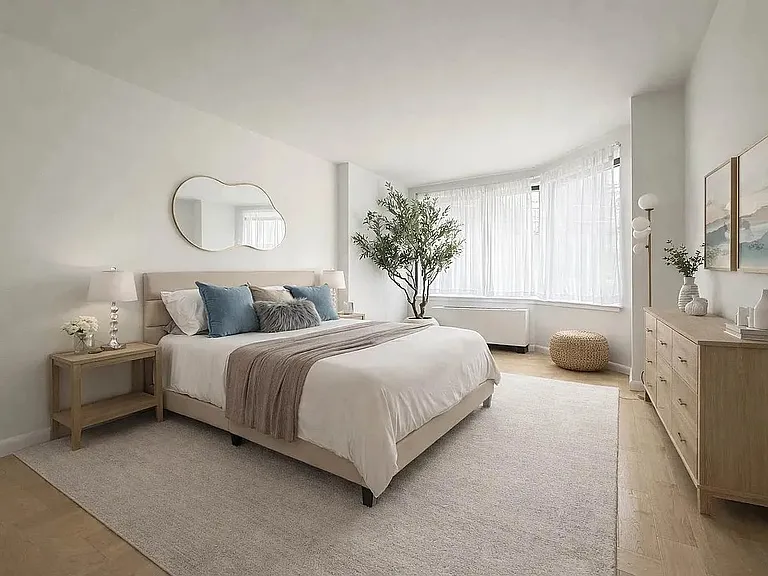 415 E 37th St #10K — Photo 2
