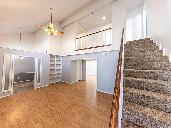 2nd image of 512 N Grover Ave