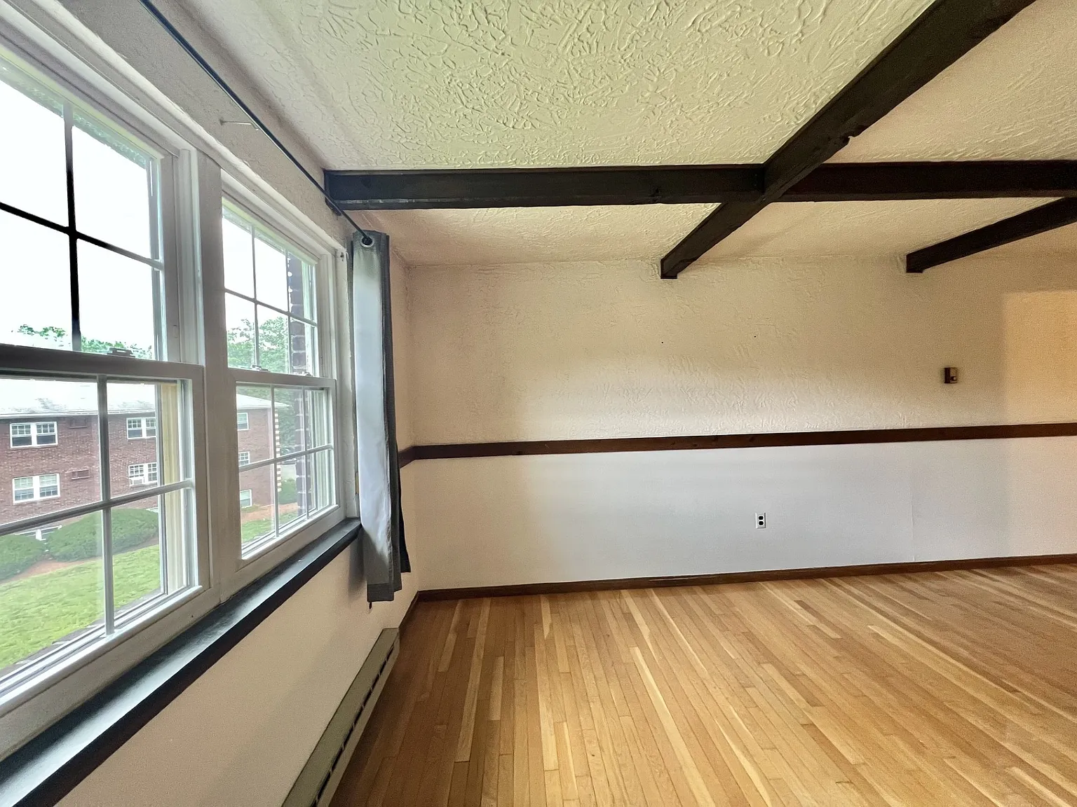 1 bed, 640 sqft, $1,750 — Photo 4
