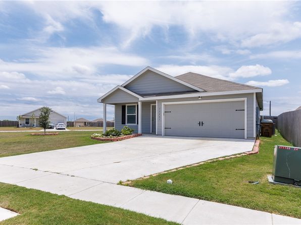 13245 Wrangler St, Robstown, TX 78380