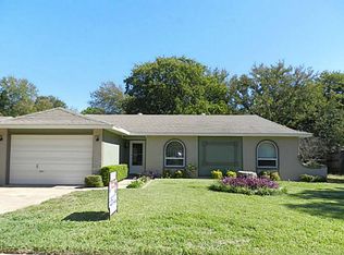 5430 Kings Manor Dr, Lake Dallas, TX 75065