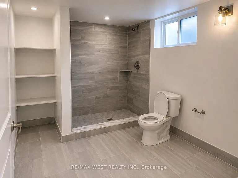 908 Lynx Ave — Photo 8