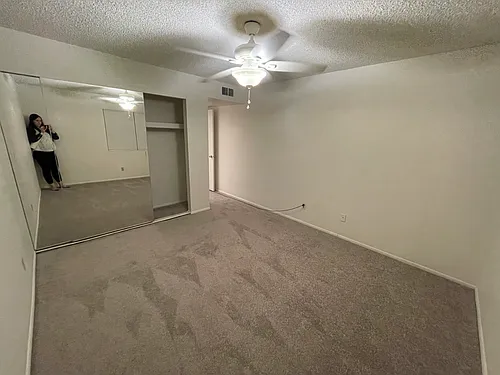 2221 W Farmdale Ave #23 Photo 1