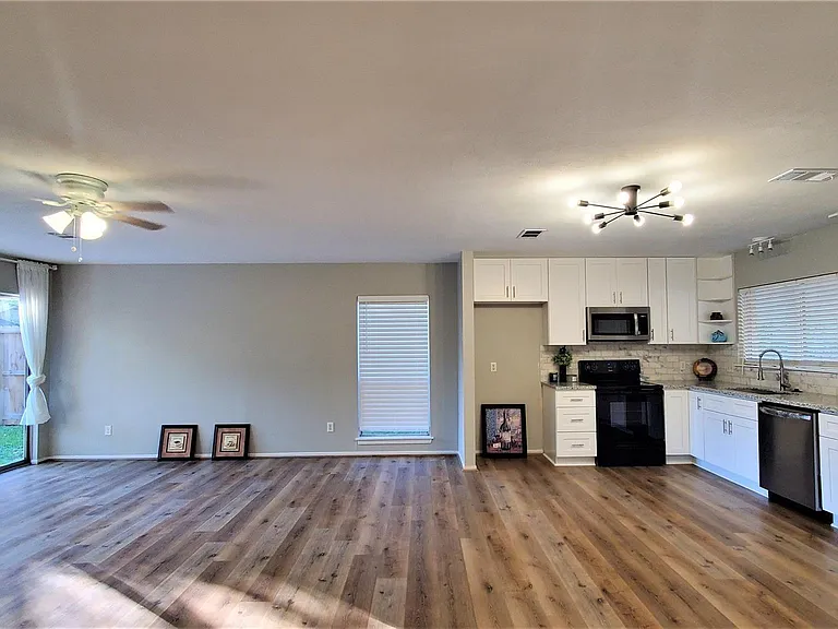 14419 Cypress Leaf Dr — Photo 13