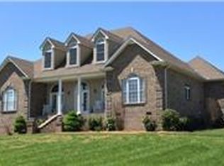 125 Thoroughbred Ln, Hartsville, TN 37074