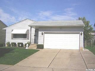 2nd image of 14827 Rochelle Dr