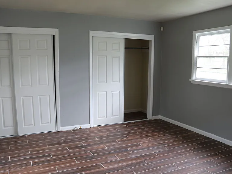 1303 Burchett St — Photo 7