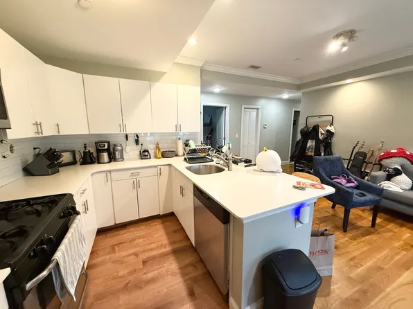 11 Imrie Rd #3, Allston, MA 02134