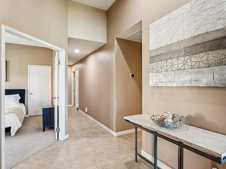 80613 Oak Tree — Photo 36