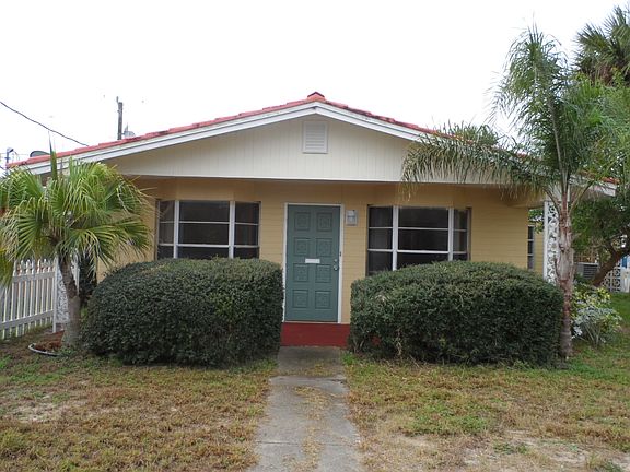 4th image of 50 Brooks Dr