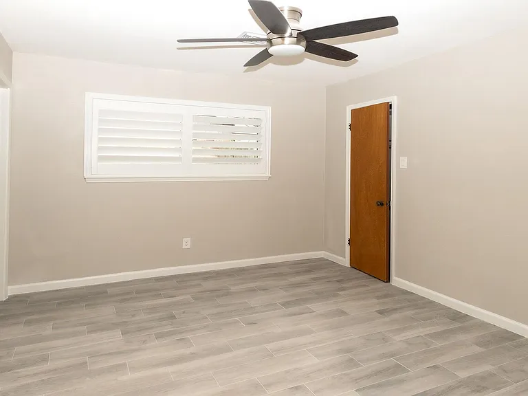 8335 Langdon Ln — Photo 8