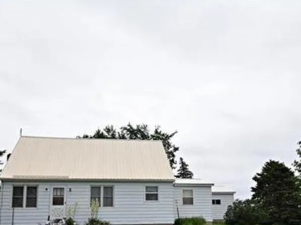 2848 Scott Blvd, Winthrop, IA 50682
