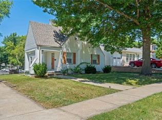 5738 Outlook St, Mission, KS 66202