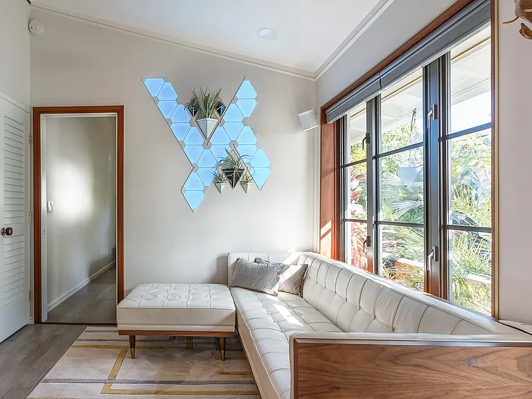 901 Packer St — Photo 10