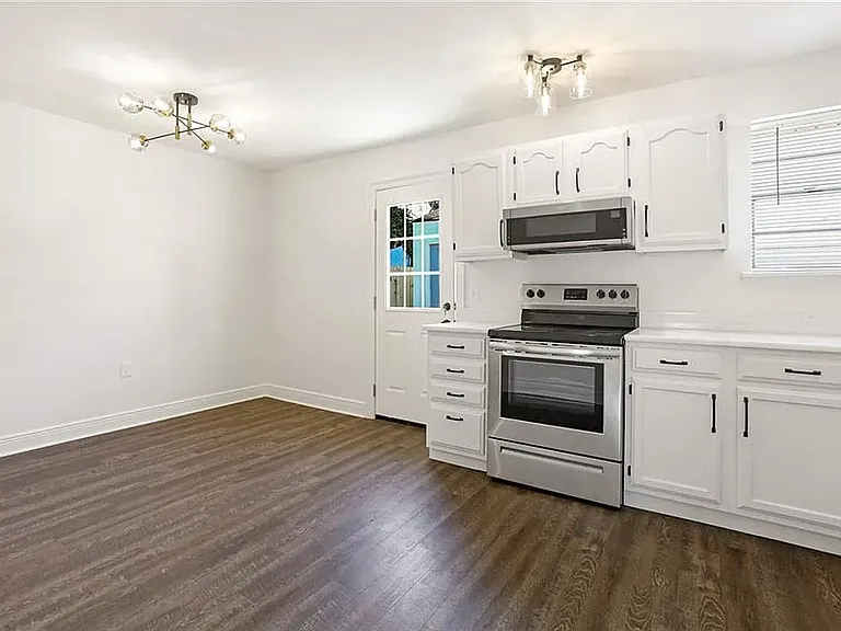 1536 Redwood Dr — Photo 5