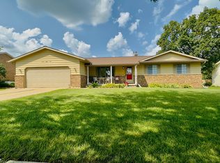 739 Birchwood Dr, Flushing, MI
