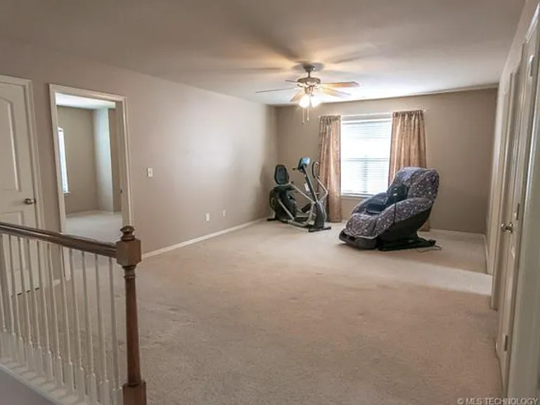 4201 W Kent St — Photo 20