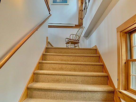 Stairs to Main Level 