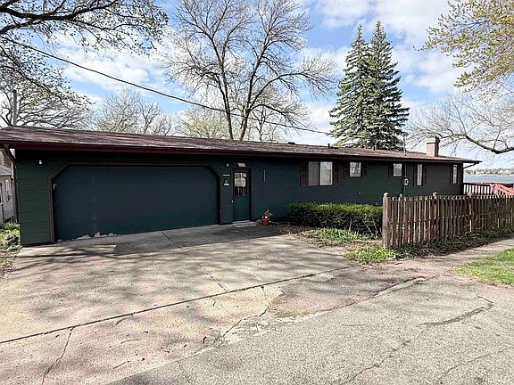 3rd image of 21189 4th Ln