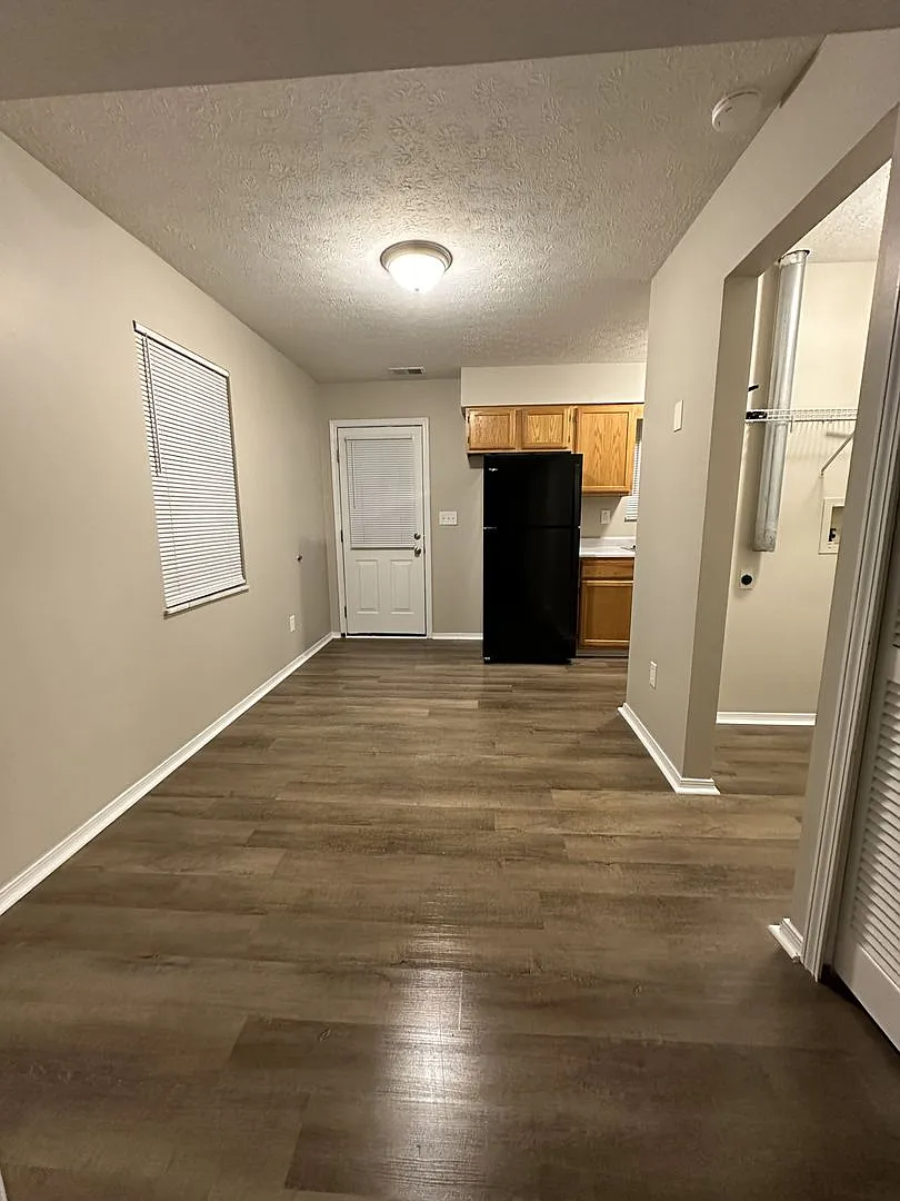 375 Prairie Drive — Photo 3