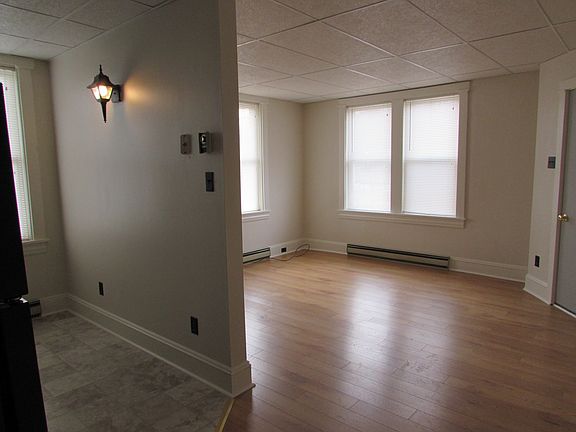 Living Room-Kitchen