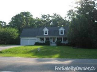 121 White Oak Bluff Rd, Stella, NC 28582