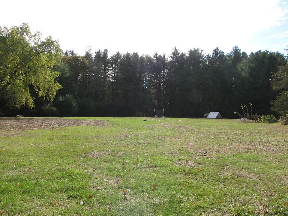 2nd image of 134 Range Rd